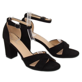 Nero FH-3M26 Sandali neri sul post 1