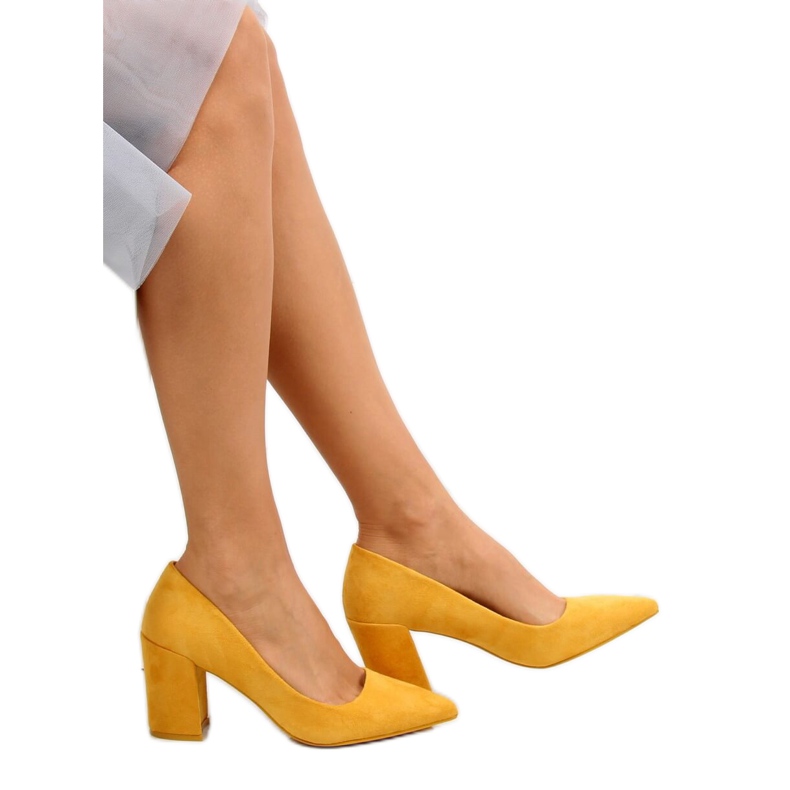 Décolleté con tacco largo giallo LE060P Giallo 1