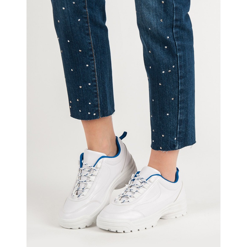 Scarpe sportive da donna bianca 2