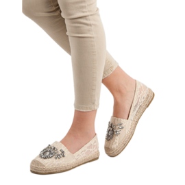 Bestelle Espadrillas di pizzo con ornamenti marrone 1