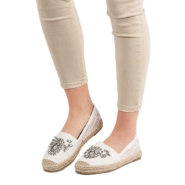 Bestelle Espadrillas di pizzo con ornamenti bianco 1