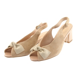 Sergio Leone Sandali in pelle scamosciata con un inserto in pelle beige 801. 3