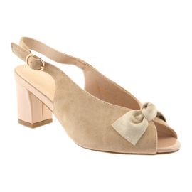 Sergio Leone Sandali in pelle scamosciata con un inserto in pelle beige 801. 1