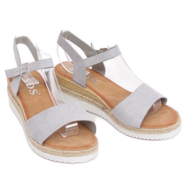 Sandali grigi su una zeppa bassa 7868-KL Gray grigio 2