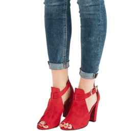 Queen Vivi Scarpe in pelle scamosciata su un bar rosso 1