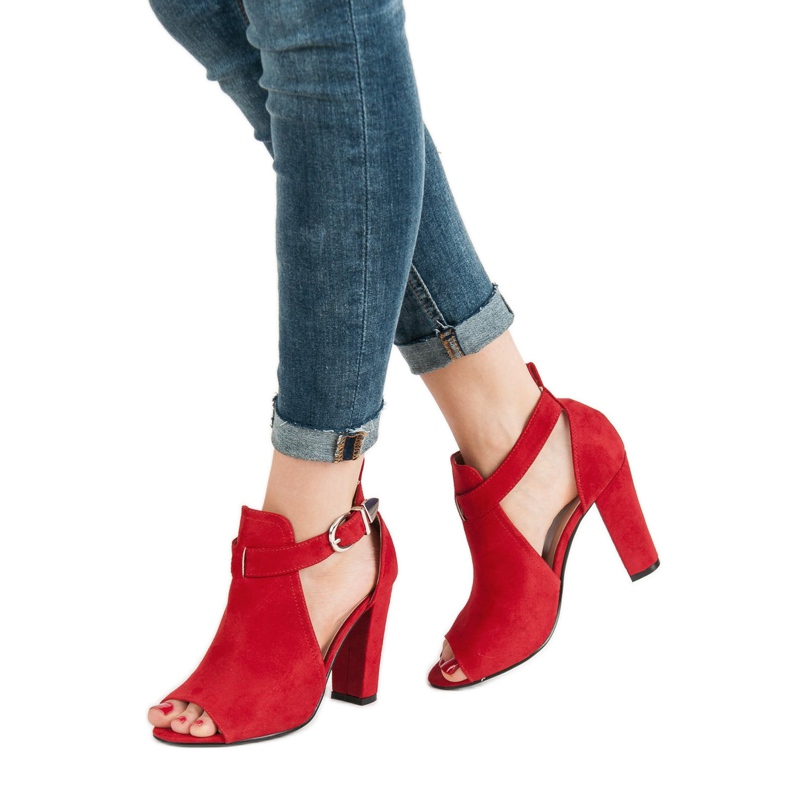 Queen Vivi Scarpe in pelle scamosciata su un bar rosso 2