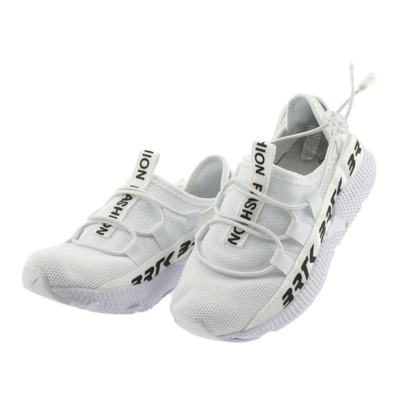 Scarpe sportive Bartek bianche 55109 sottopiede in pelle bianco 3