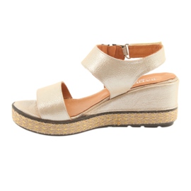 Sandali con zeppa Badura 4750 cappuccino dorato d'oro 2