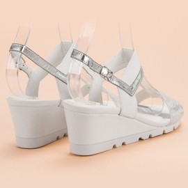 Ideal Shoes Sandali con zeppa bianchi bianca 5