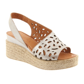 Sandali con zeppa Badura 4722 cappuccino beige 1