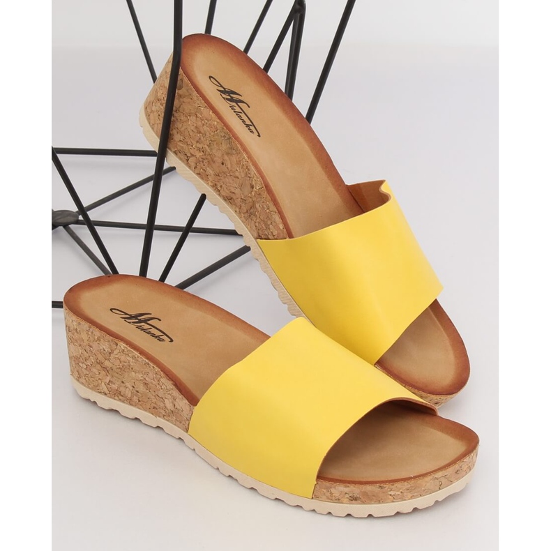 Ciabatte con zeppa in sughero gialle 3527-12 Giallo 1
