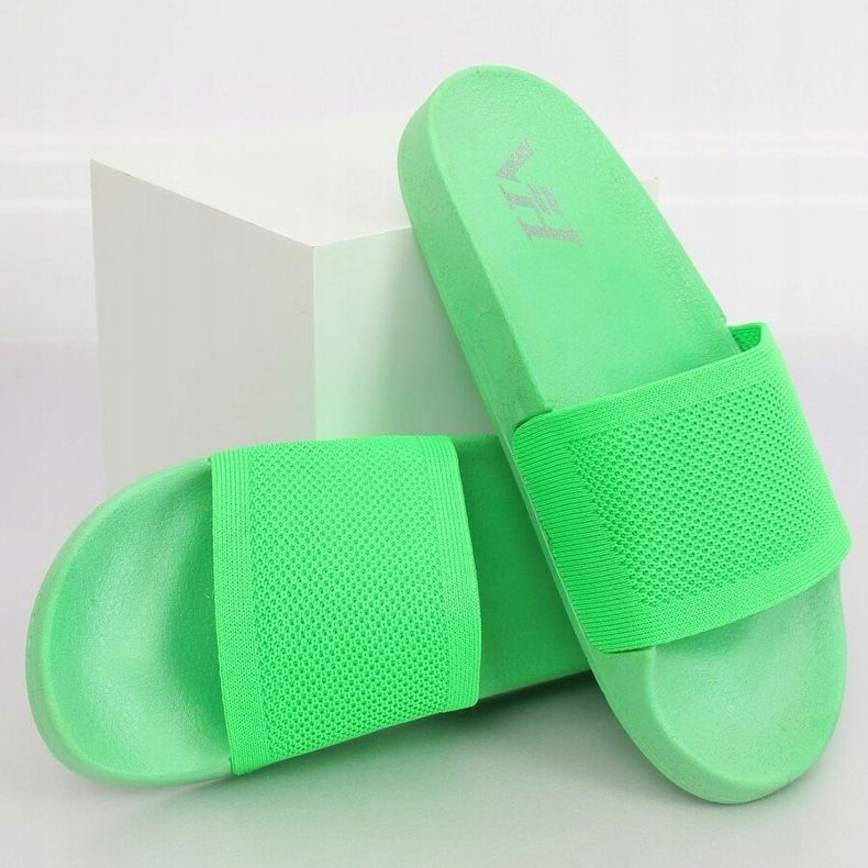 Pantofole con cintura in maglia verde PT-110 Green 2