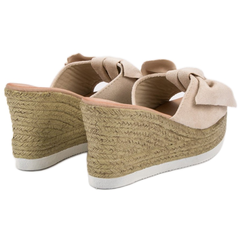 Bello Star Sandali con zeppa in pelle scamosciata beige 1