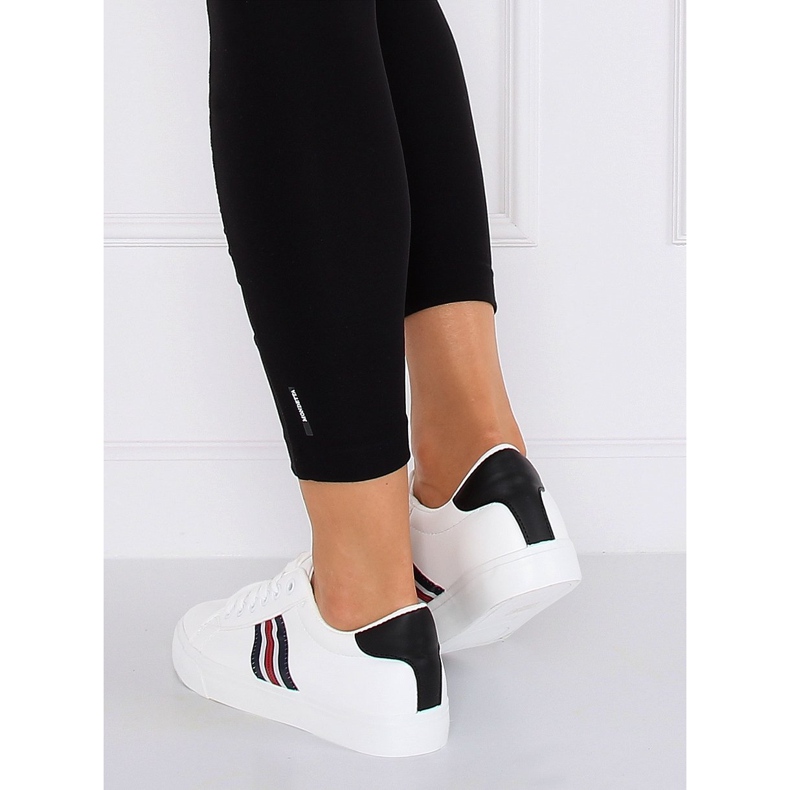 Sneakers da donna bianche e nere BL158P White bianca 1