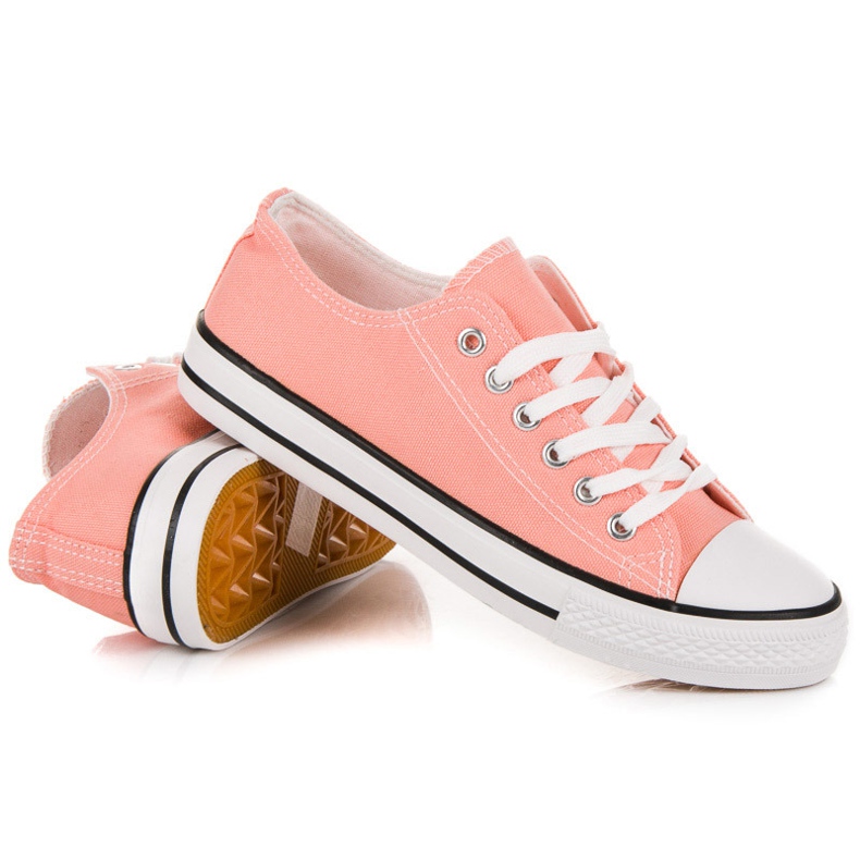 Sneakers in polvere rosso 1