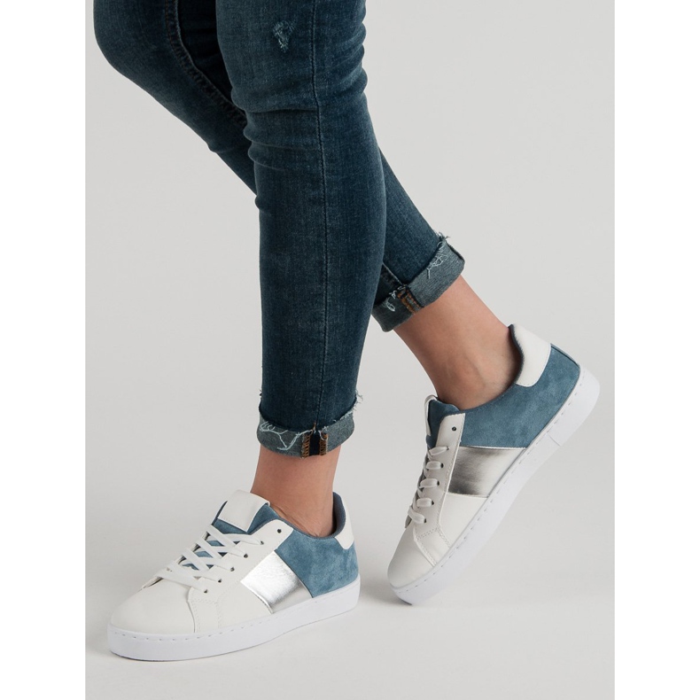 Scarpe sportive comode bianca blu 2