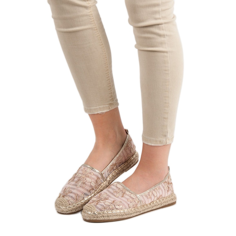 Lucky Shoes Espadrillas di pizzo a fiori rosa 1