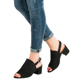 Sandali chiusi in pelle scamosciata nero 1