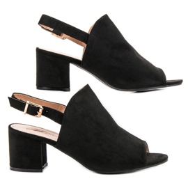 Sandali chiusi in pelle scamosciata nero 2