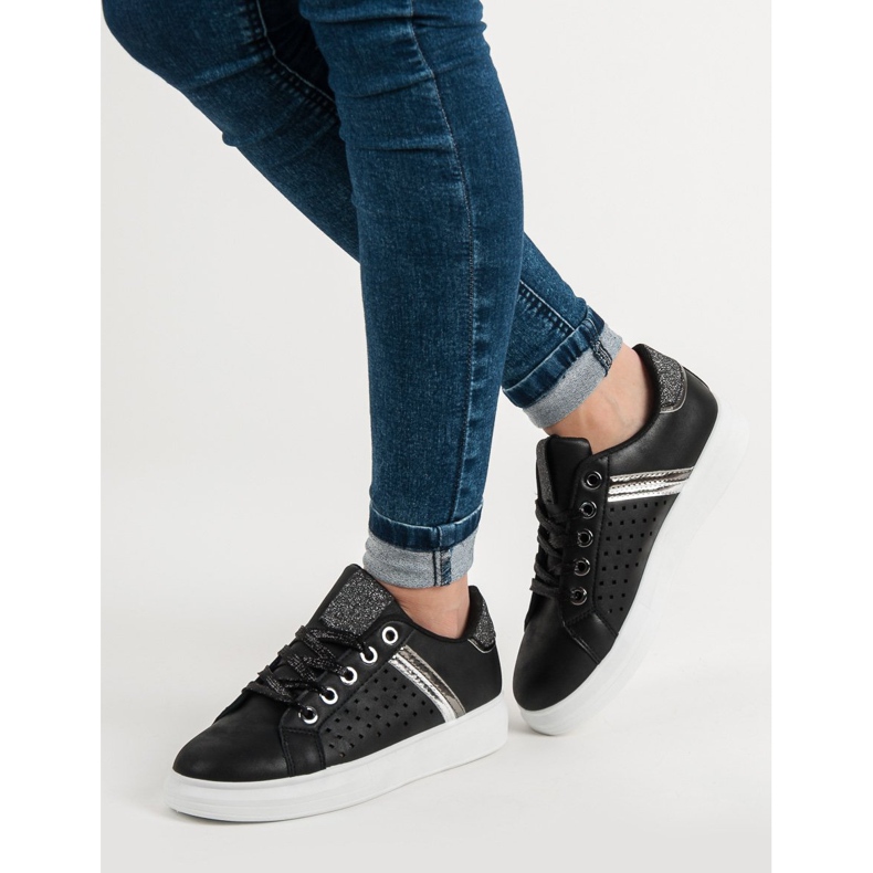 Scarpe sportive alla moda nero 2