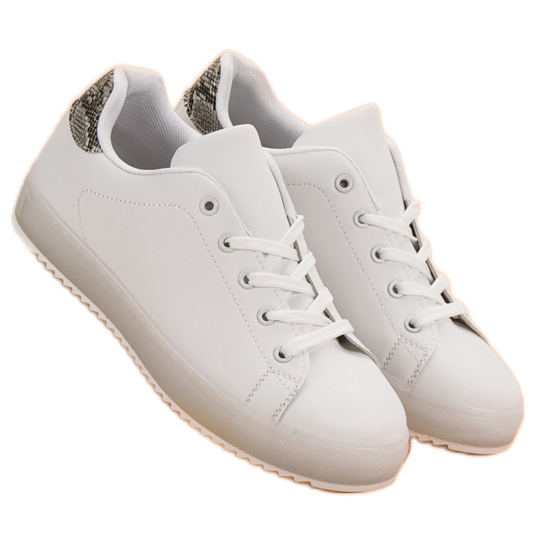 SHELOVET Scarpe sportive da donna bianca 1