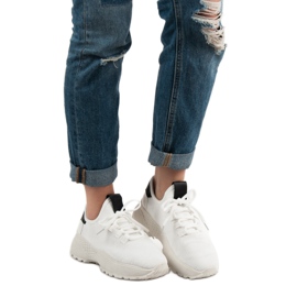 VICES Scarpe sportive in tessuto bianco 1