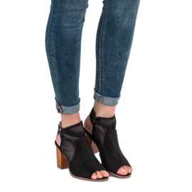 Evento Sandali chiusi alla moda nero 2