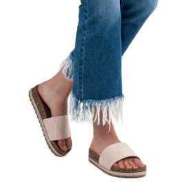 Bestelle Pantofole classiche in pelle scamosciata beige 2