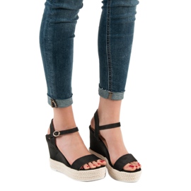 Ideal Shoes Sandali con zeppa alla moda nero 2