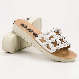 SHELOVET Pantofole da donna casual bianca 1