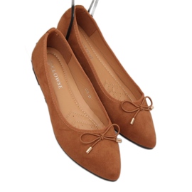 Ballerine con puntale a mandorla cammello 8F58 Camel marrone 1