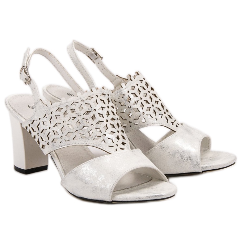 Goodin Sandali traforati bianco grigio 1