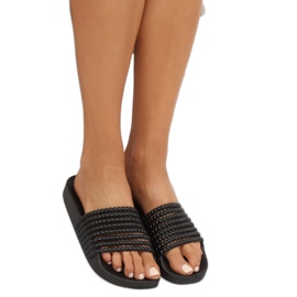 Nero G301 Pantofole nere con perline 1