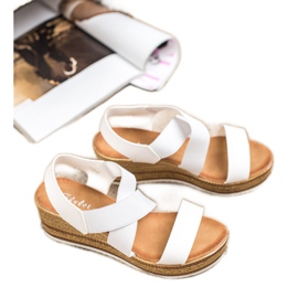 Flyfor Sandali leggeri senza lacci bianco 2