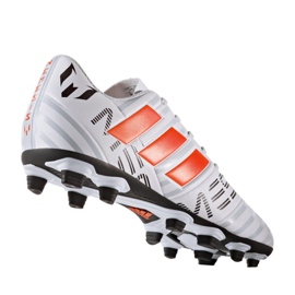 Scarpe da calcio Adidas Nemeziz Messi 17.4 FxG M S77199 multicolore bianco 1