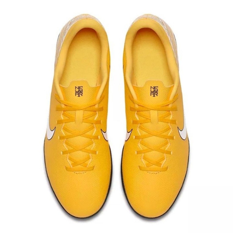 Scarpe da calcio Nike Mercurial Vapor 12 Club Tf M AO3119-710 giallo giallo 1