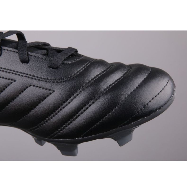 Scarpe da calcio Adidas Copa 19.4 Fg M D98068 nero nero 1