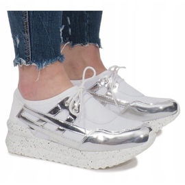 Sneakers sportive bianche sulla piattaforma Calixte bianco 1