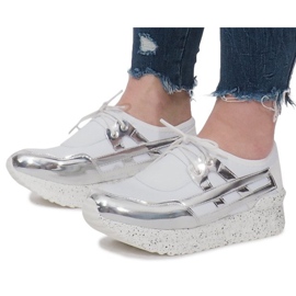 Sneakers sportive bianche sulla piattaforma Calixte bianco 2