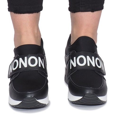 Sneakers sportive nere sulla zeppa Monon nero 1