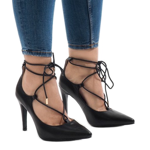 Décolleté nere su tacco 4524-1A nero 1