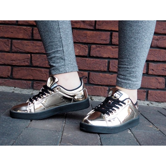 Scarpe da ginnastica Q45 oro d'oro 1