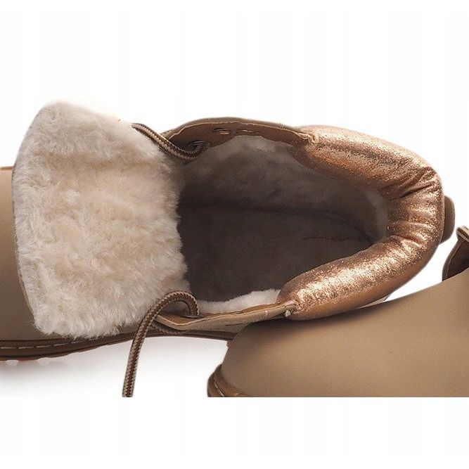 Warm Timber Trappers 8589 Beige 2