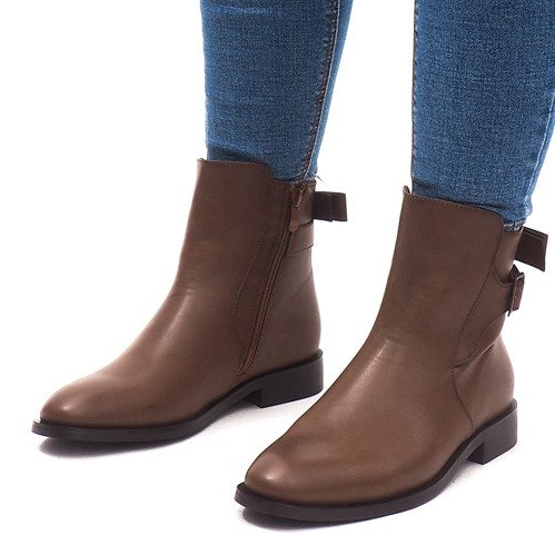 Stivaletti Chelsea solidi e isolanti 740 Camel marrone 1