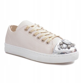 Sneakers decorate con diamanti rosa 1