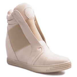 Sneakers con zeppa beige di Hannah 1