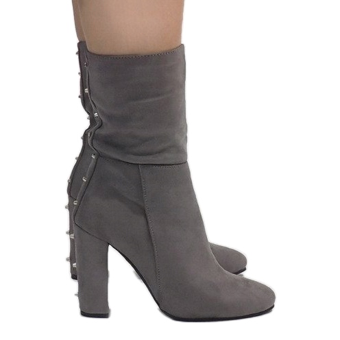 Stivaletti in camoscio grigio sul post YA-2726 1