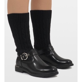 Ideal Shoes Stivali neri isolati E-4939 nero 1