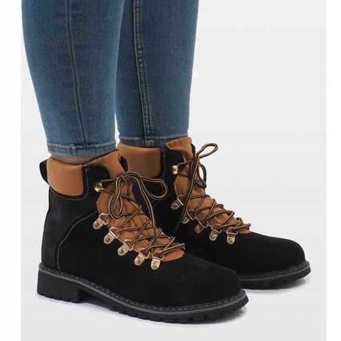 Stivali da donna in camoscio nero BK-29 2