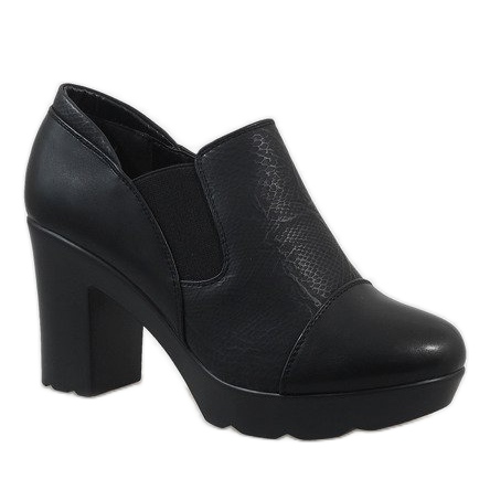 Scarpe basse nere sulla scarpa jazz A532 nero 1